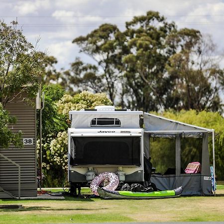 Moama Waters Hotel Bagian luar foto