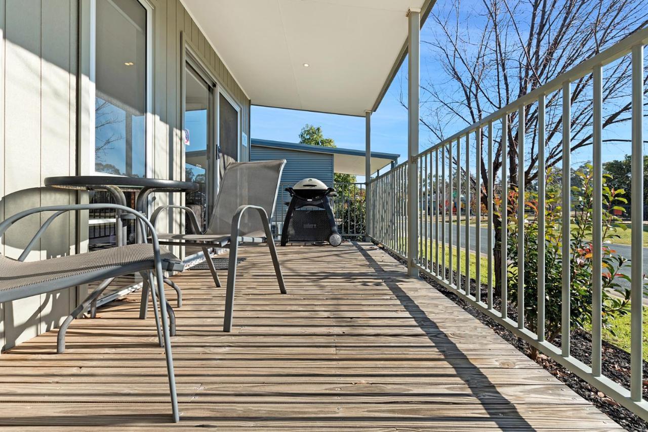 Moama Waters Hotel Bagian luar foto